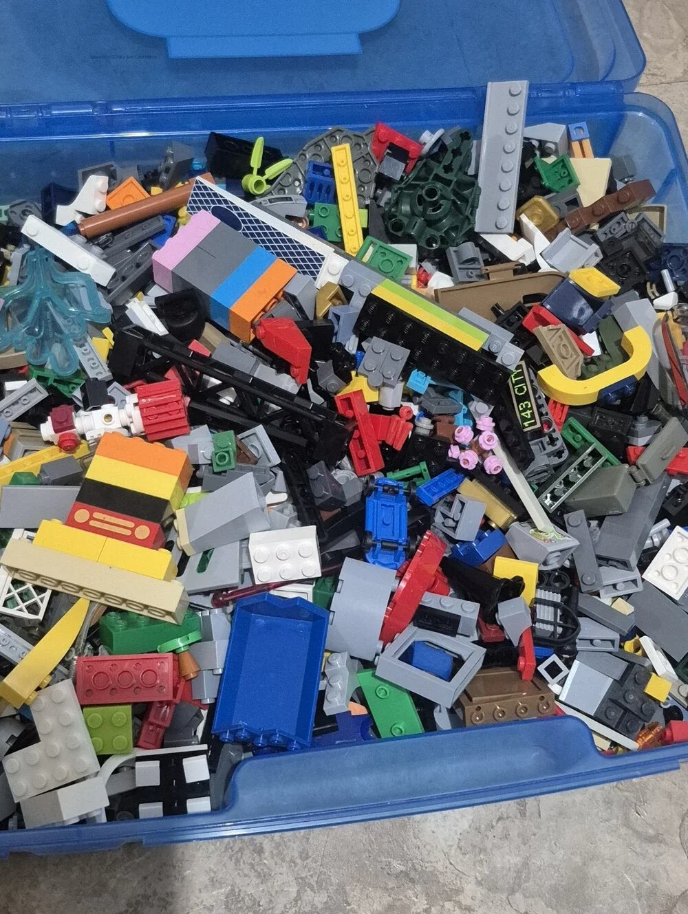 8 Lbs Genuine LEGO Bulk Lot w/ 2 Official LEGO Storage Cases Bricks Parts